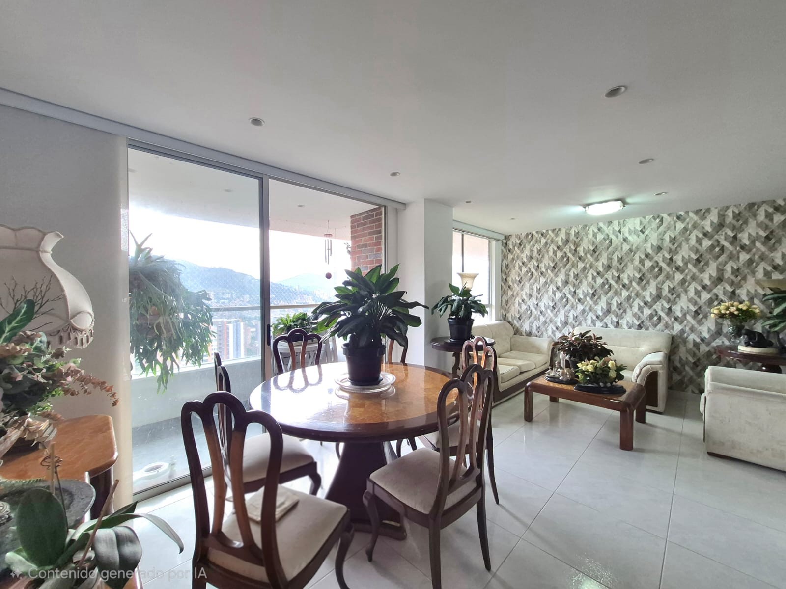Apartamento en venta en Loma Del Esmeraldal, Envigado · foto 3 de 16