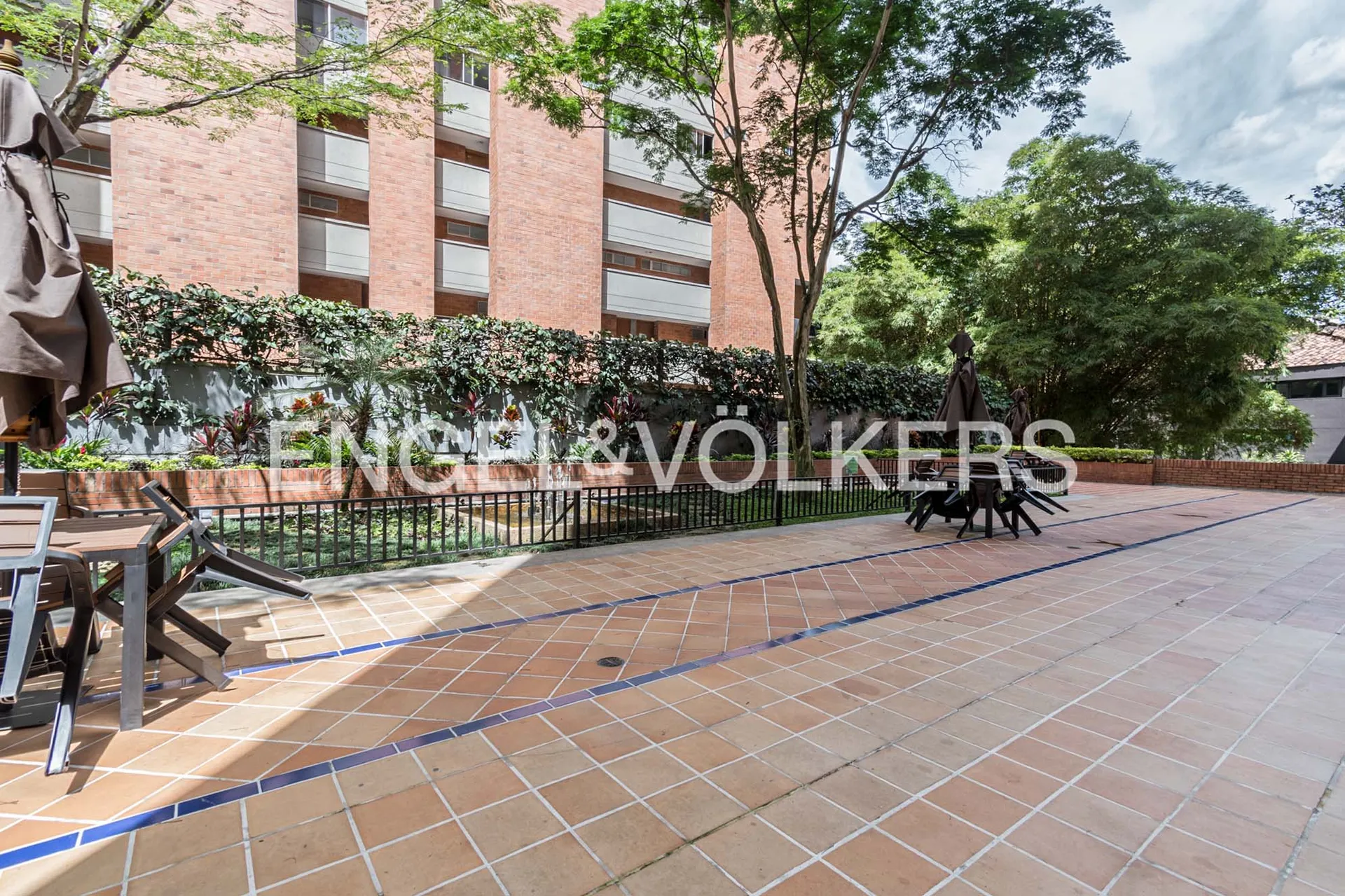 Apartamento en arriendo en Lalinde, Medellín · foto 15 de 15