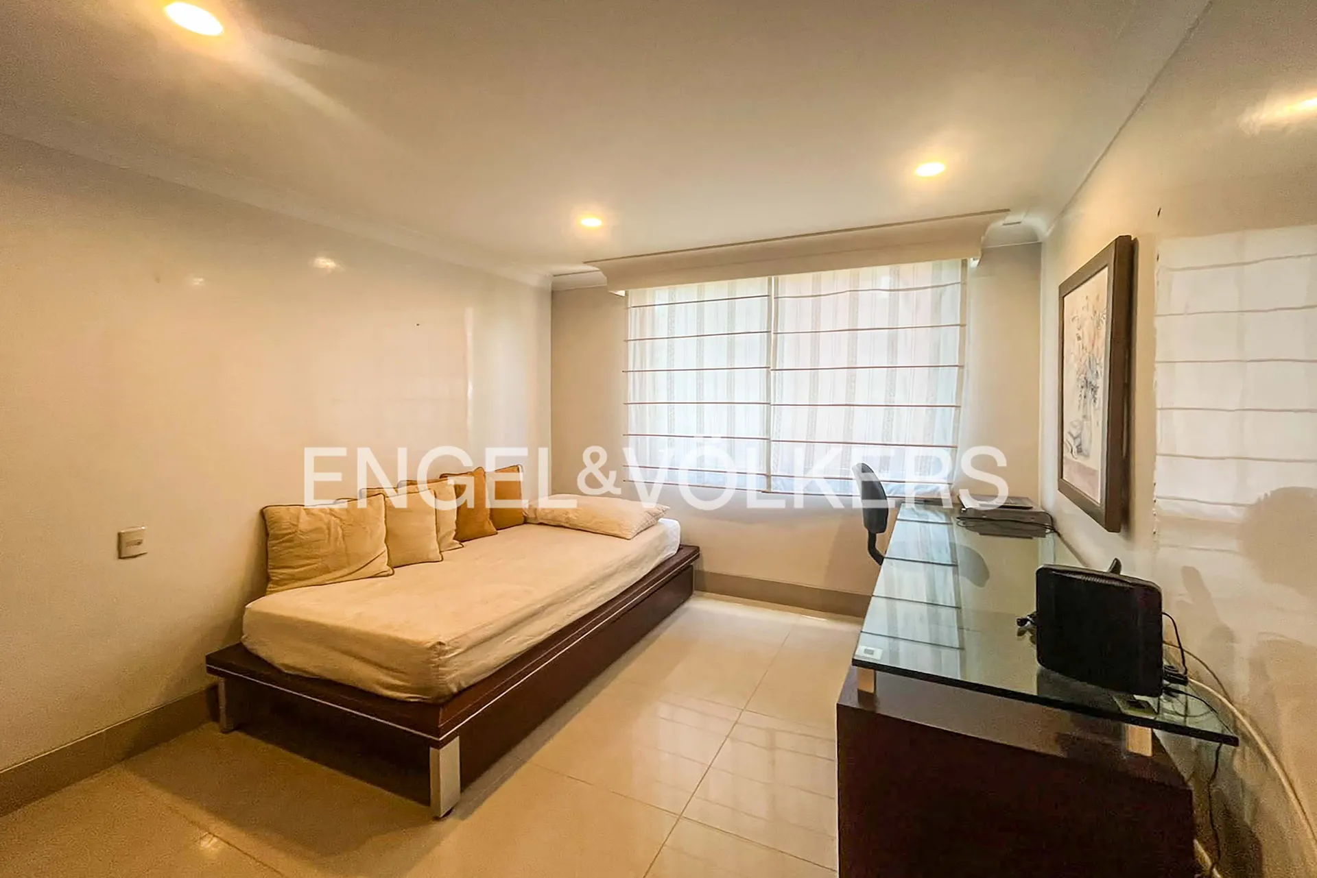 Apartamento en arriendo en Lalinde, Medellín · foto 11 de 15
