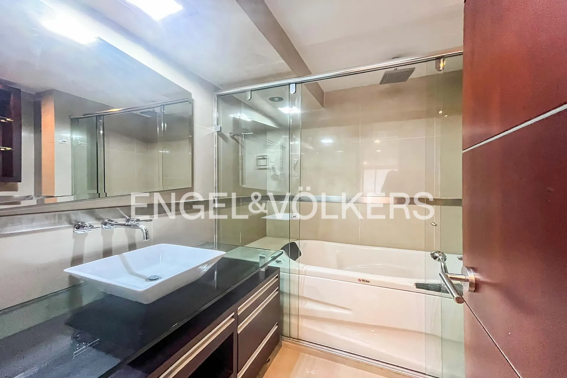 Apartamento en arriendo en Lalinde, Medellín · foto 10 de 15