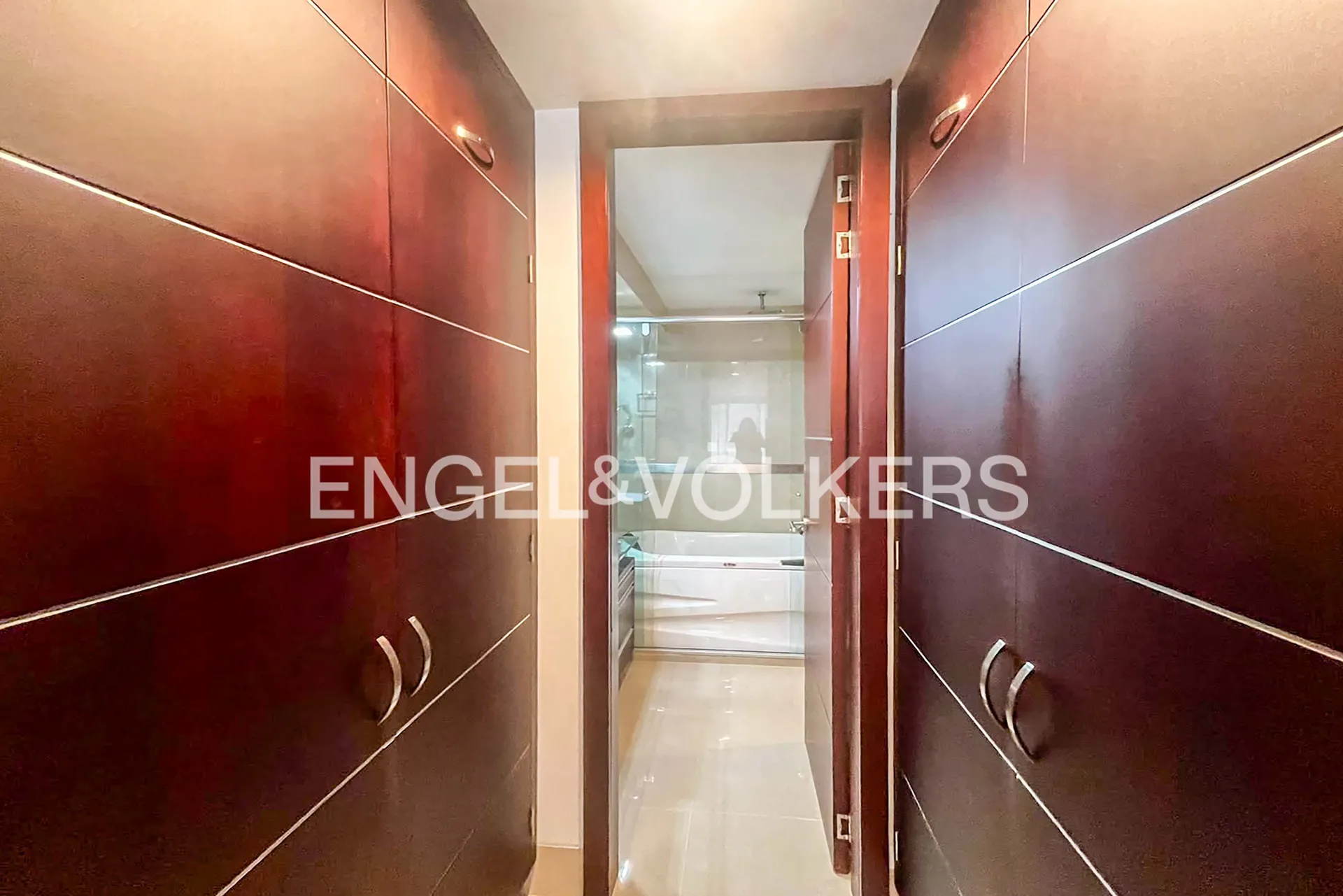 Apartamento en arriendo en Lalinde, Medellín · foto 9 de 15