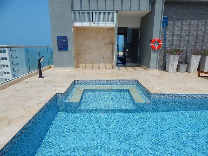 Apartamento de 3 alcobas en venta en El Cabrero, Cartagena, 149 m² · foto 8 de 24