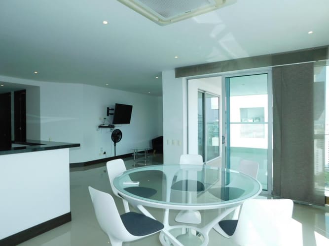 Apartamento de 3 alcobas en venta en El Cabrero, Cartagena, 149 m² · foto 13 de 24