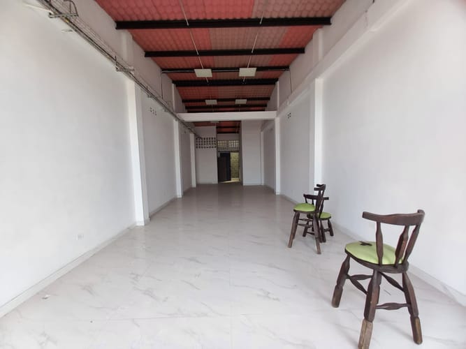 Bodega en arriendo en San Nicolas, Cali, 112 m² · foto 4 de 10