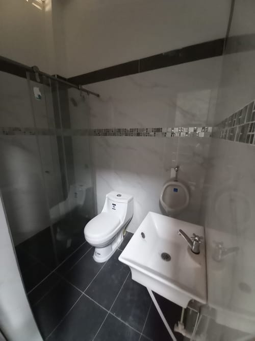 Bodega en arriendo en San Nicolas, Cali, 112 m² · foto 10 de 10