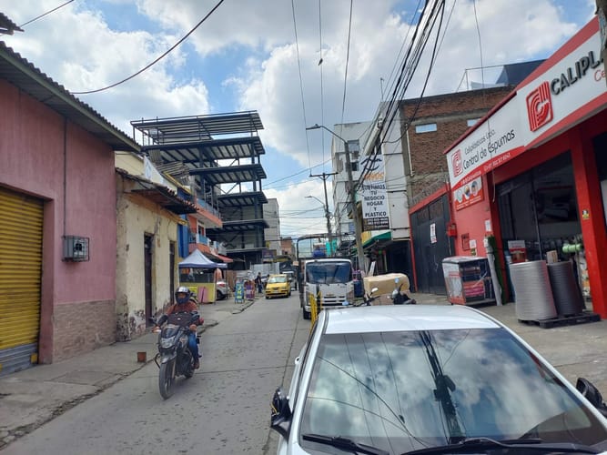 Bodega en arriendo en San Nicolas, Cali, 224 m² · foto 2 de 14