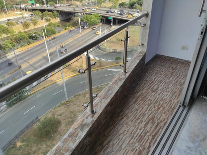 Local en venta en Conquistadores, Medellín, 380 m² · foto 18 de 20