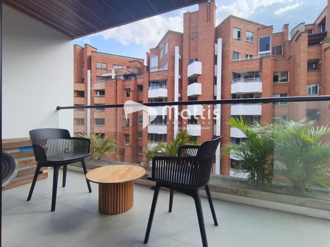 Edificio en venta en Laureles, Medellín, 1200 m² · foto 10 de 14