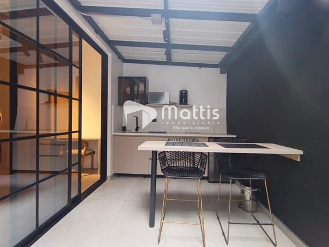 Edificio en venta en Laureles, Medellín, 1200 m² · foto 12 de 14