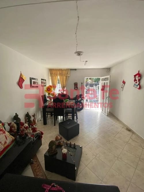 Casa de 7 alcobas en venta en Laureles, Medellín, 225 m² · foto 5 de 10