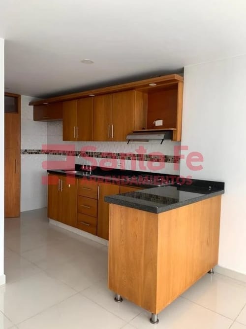 Apartamento de 3 alcobas en venta en Lourdes, Medellín, 94 m² · foto 6 de 10