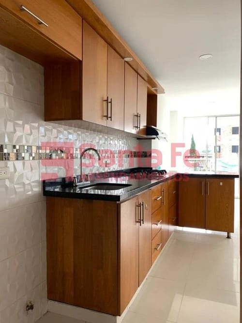 Apartamento de 3 alcobas en venta en Lourdes, Medellín, 94 m² · foto 7 de 10