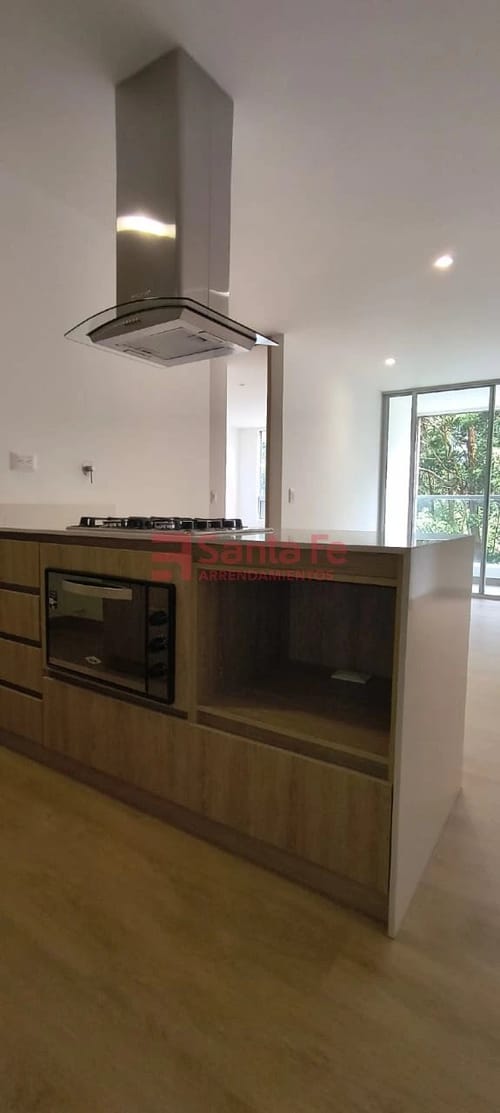 Apartamento de 1 alcoba en venta en Centro, Rionegro, 56 m² · foto 3 de 10