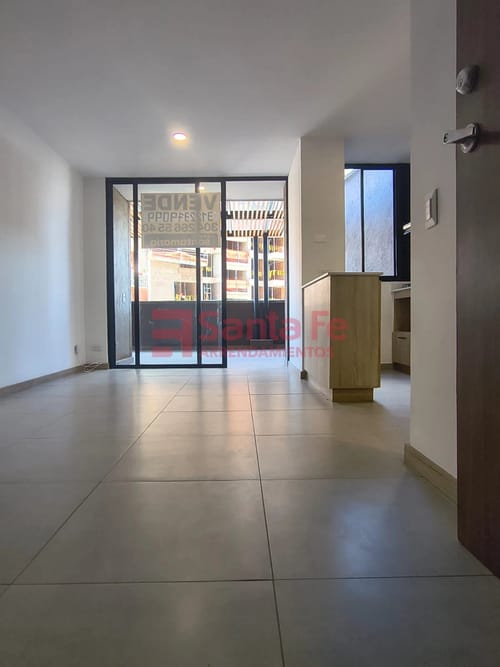 Apartamento de 2 alcobas en venta en Centro, Rionegro, 972 m² · foto 2 de 10