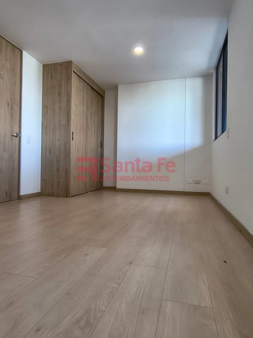 Apartamento de 2 alcobas en venta en Centro, Rionegro, 972 m² · foto 5 de 10