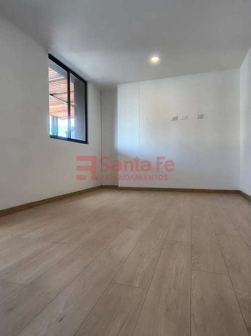 Apartamento de 2 alcobas en venta en Centro, Rionegro, 972 m² · foto 7 de 10