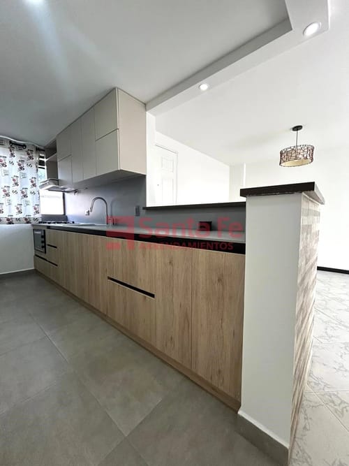 Apartamento de 3 alcobas en venta en Laureles, Medellín, 77 m² · foto 7 de 10