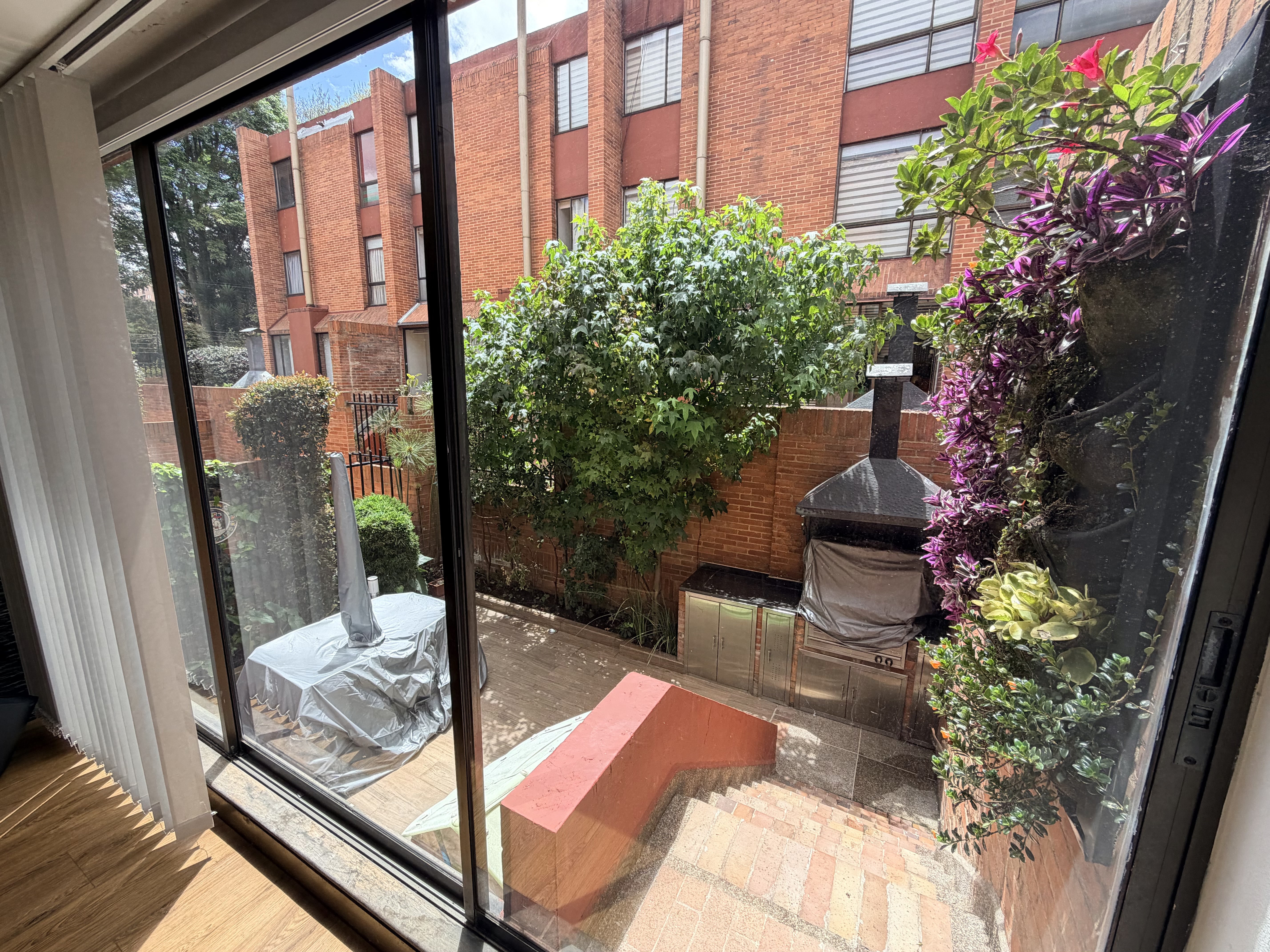 Casa en venta en Belmira, Bogotá · foto 2 de 12