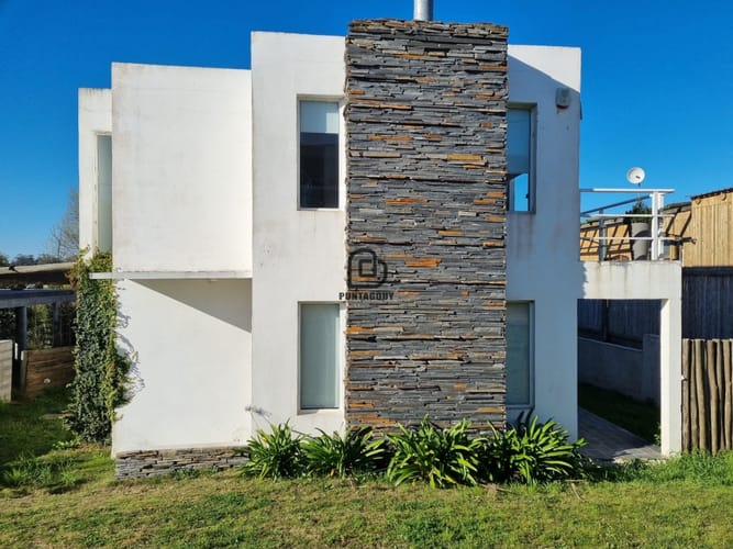 venta y alquiler de Casa , 3 dormitorios, Manantiales