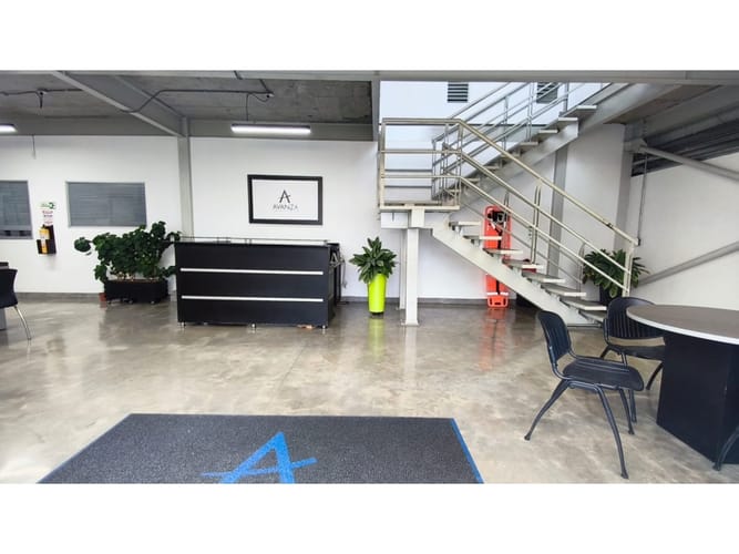 Bodega en arriendo en La Villa, Pereira, 434 m² · foto 2 de 24