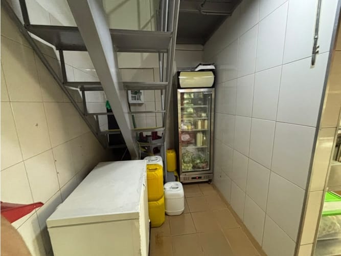 Local en venta en Ditaires, Itagüí, 19 m² · foto 5 de 9