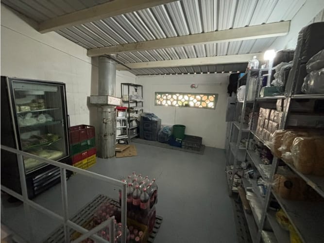Local en venta en Ditaires, Itagüí, 19 m² · foto 9 de 9