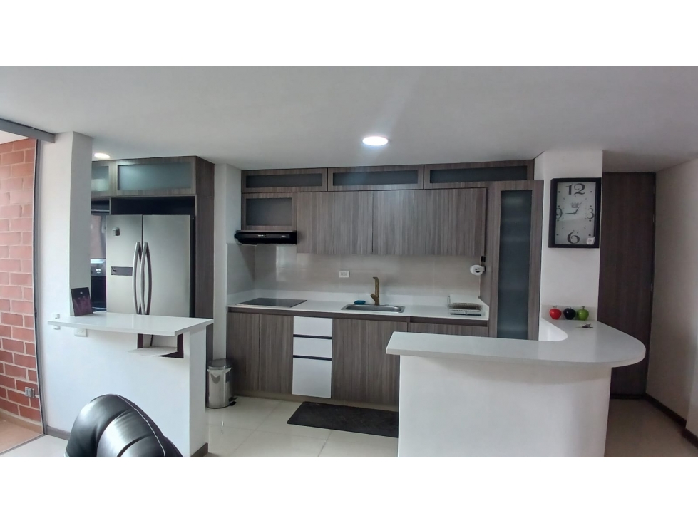 Apartamento en venta en Ditaires, Itagüí · foto 3 de 13