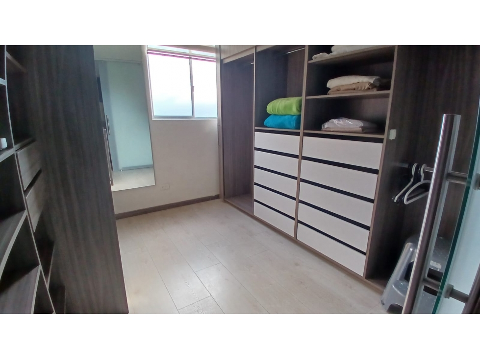 Apartamento en venta en Ditaires, Itagüí · foto 5 de 13