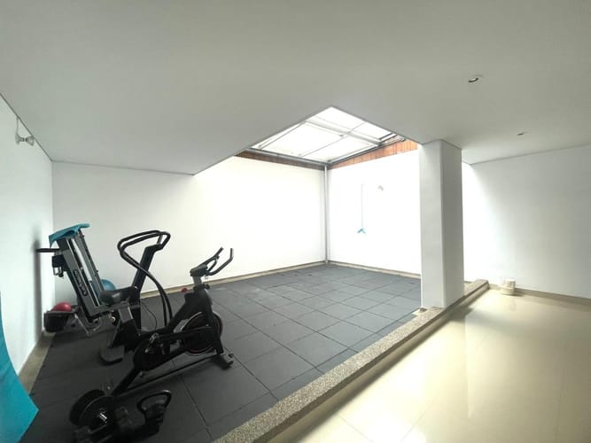 Apartamento de 2 alcobas en venta en Santa Barbara, Bogotá, 77 m² · foto 10 de 14