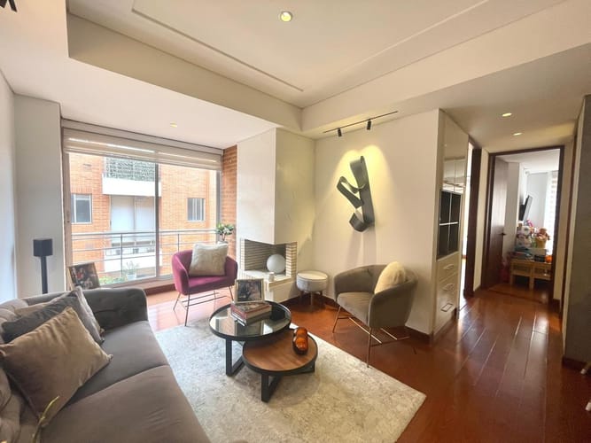 Apartamento de 2 alcobas en venta en Santa Barbara, Bogotá, 77 m² · foto 5 de 14