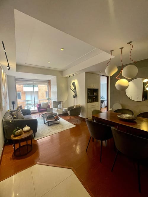 Apartamento de 2 alcobas en venta en Santa Barbara, Bogotá, 77 m² · foto 3 de 14