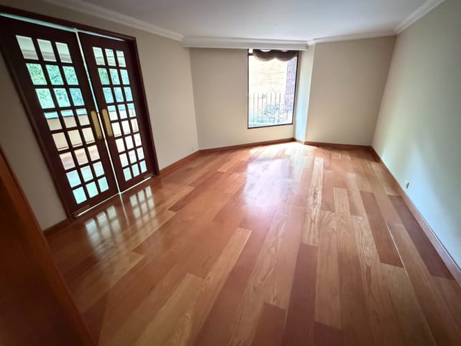 Apartamento en venta en Los Rosales, Bogotá · foto 11 de 24