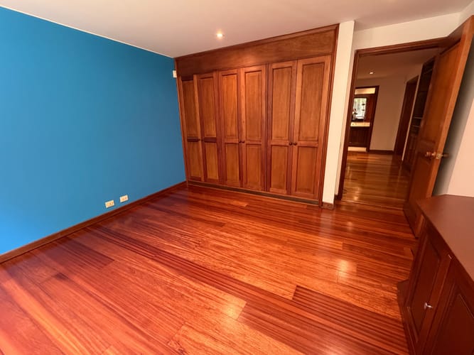 Apartamento en venta en Los Rosales, Bogotá · foto 23 de 24