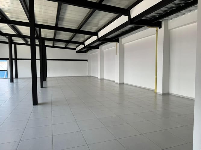 Local en arriendo en Nueva Tequendama, Cali, 217 m² · foto 5 de 6