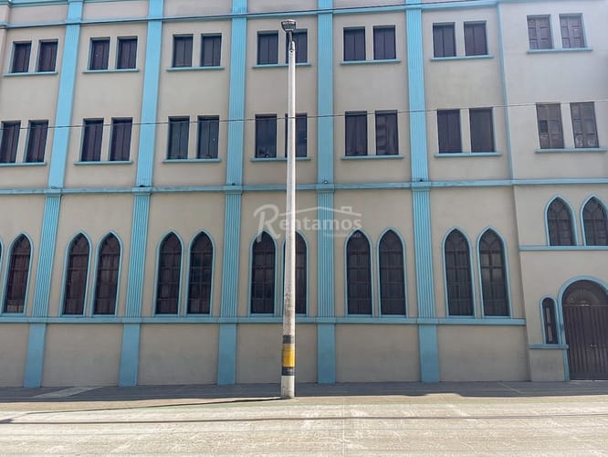 Edificio en arriendo en Boston, Medellín, 4000 m² · foto 5 de 20