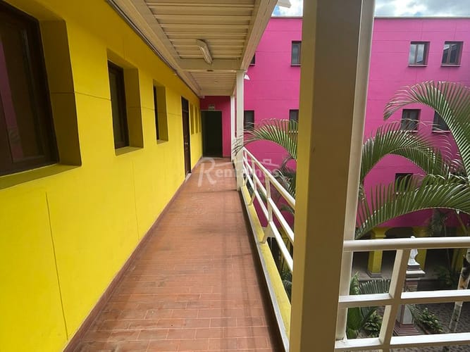 Edificio en arriendo en Boston, Medellín, 4000 m² · foto 7 de 20