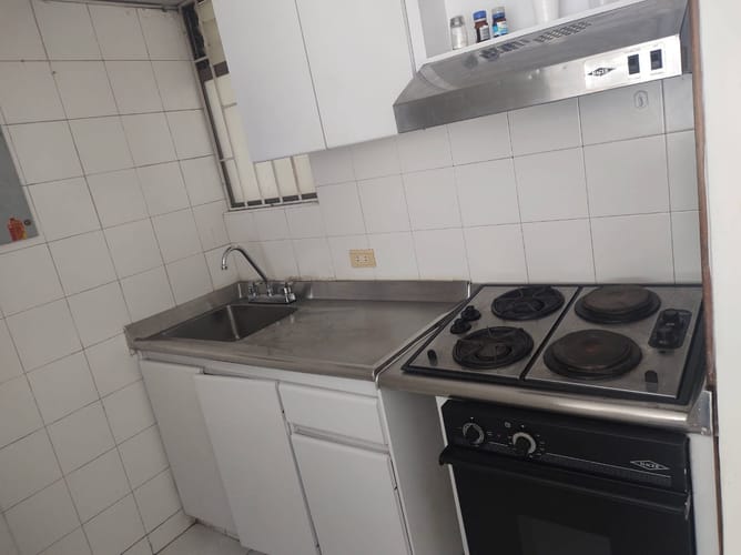 Apartaestudio en venta en Chapinero, Bogotá, 34 m² · foto 7 de 12