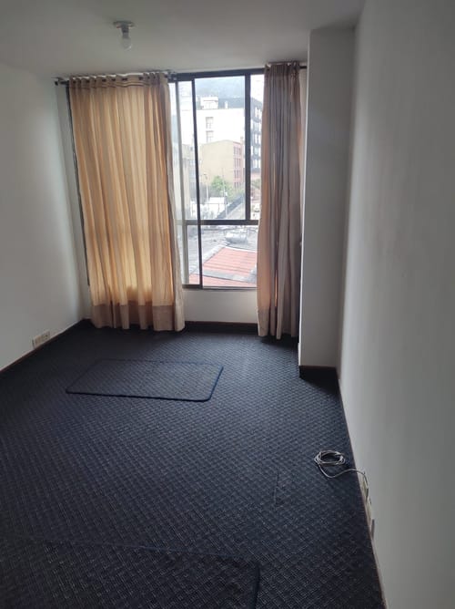 Apartaestudio en venta en Chapinero, Bogotá, 34 m² · foto 11 de 12