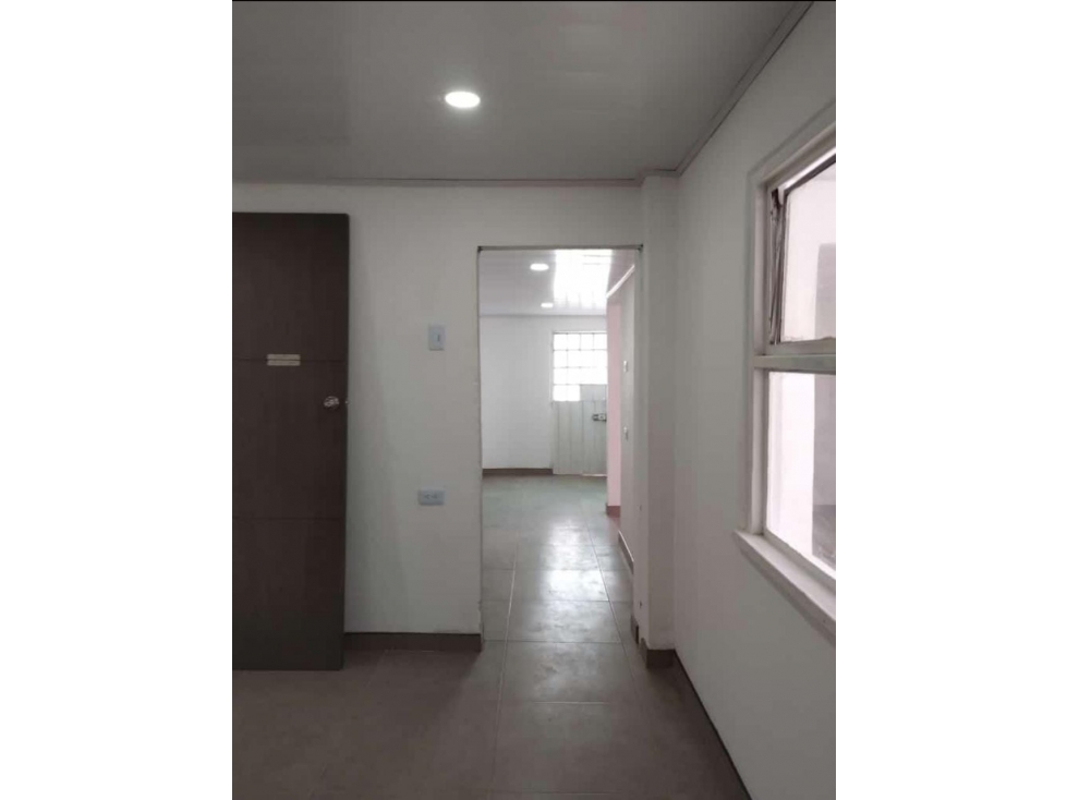 Casa en venta en Engativá, Bogotá · foto 5 de 23