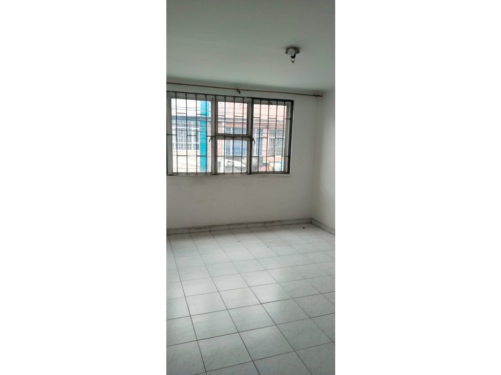 Casa en venta en Engativá, Bogotá · foto 9 de 23