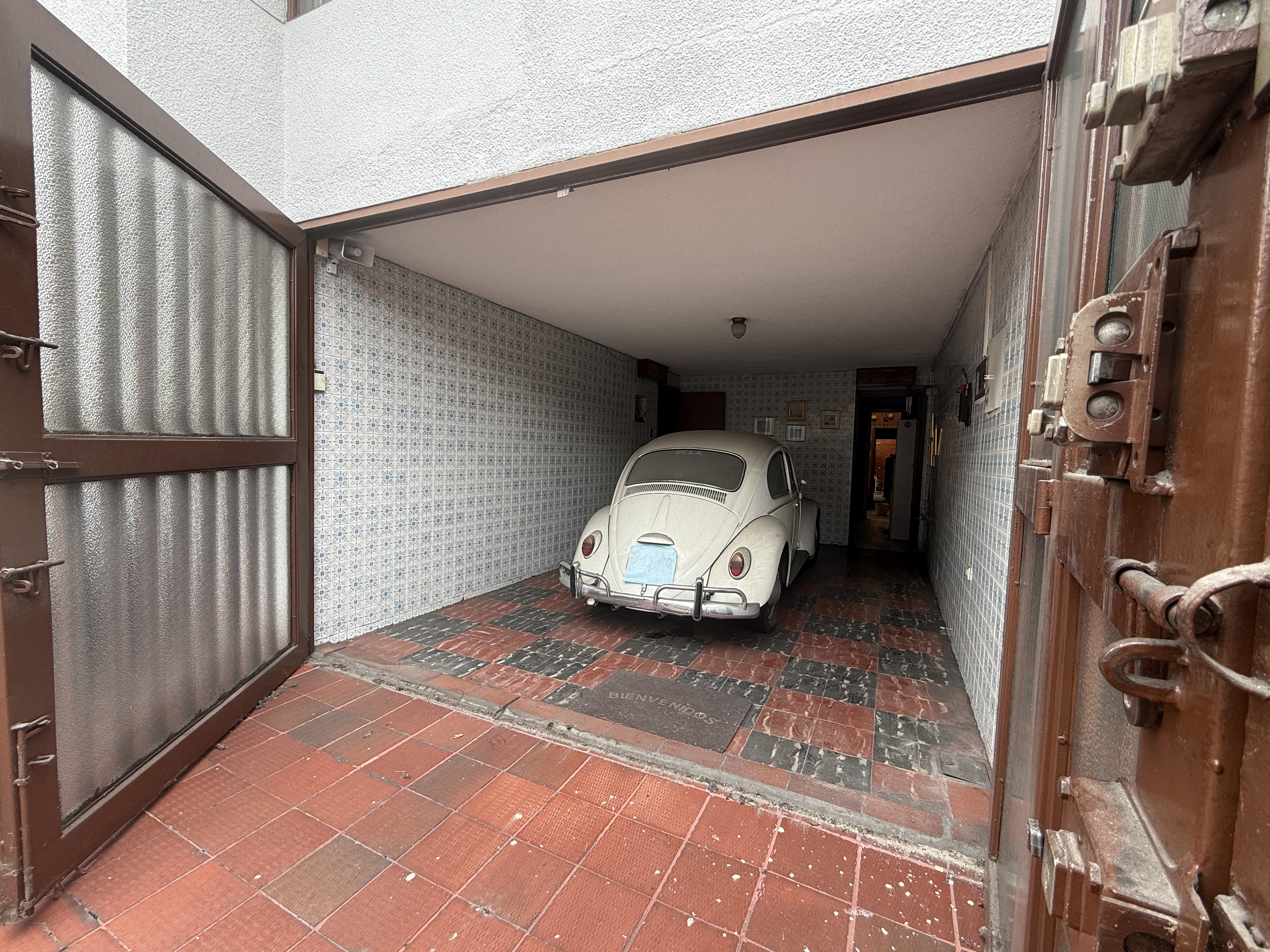 Casa en venta en Barrios Unidos, Bogotá · foto 2 de 16