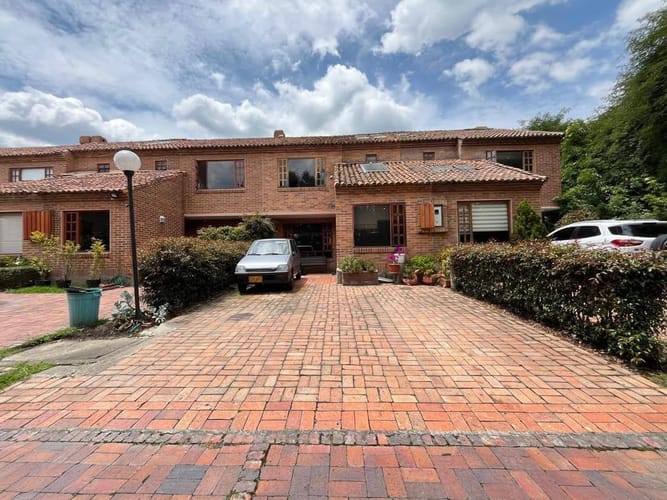 Casa de 4 alcobas en venta en San Jose De Los Nogales, Chía, 175 m² · foto 2 de 20
