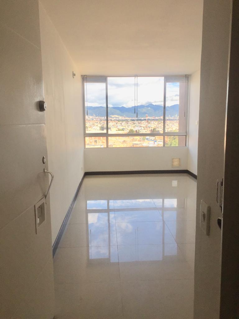 Apartamento en venta en Engativá, Bogotá · foto 3 de 9