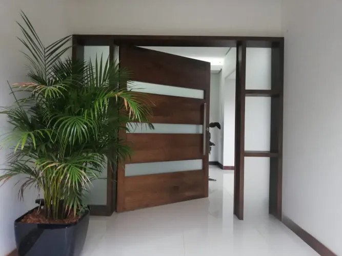 Casa de 5 alcobas en venta en El Porvenir, Rionegro, 1400 m² · foto 2 de 24