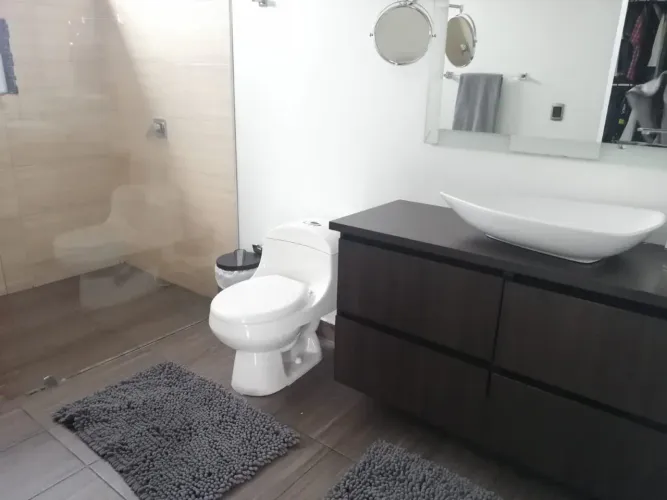 Casa de 5 alcobas en venta en El Porvenir, Rionegro, 1400 m² · foto 9 de 24