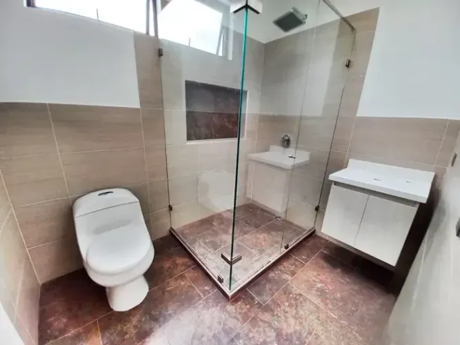 Casa de 4 alcobas en venta en El Faro, Rionegro, 1797 m² · foto 17 de 19