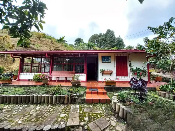 Finca en venta en La Charanga, Guarne, 64182 m² · foto 4 de 17