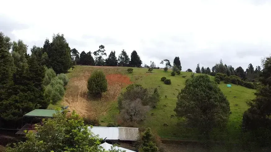 Lote en venta en Alto De La Virgen, Guarne, 20450 m² · foto 3 de 9