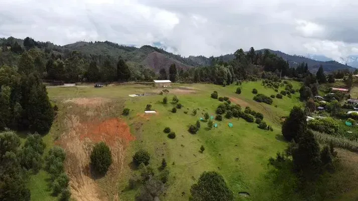 Lote en venta en Alto De La Virgen, Guarne, 20450 m² · foto 8 de 9
