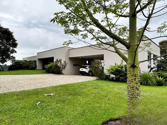 Finca en venta en Sajonia, Rionegro, 7400 m² · foto 5 de 24